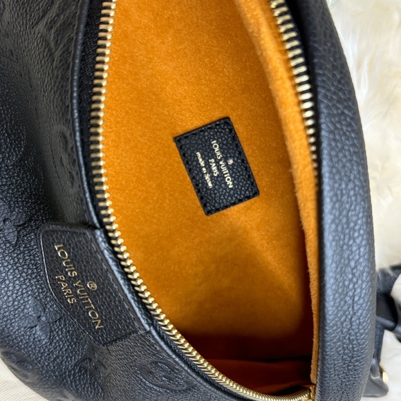 NEW Discontinued Louis Vuitton Bumbag / Waist Bag Monogram Empreinte Noir Black - Picture 11 of 13